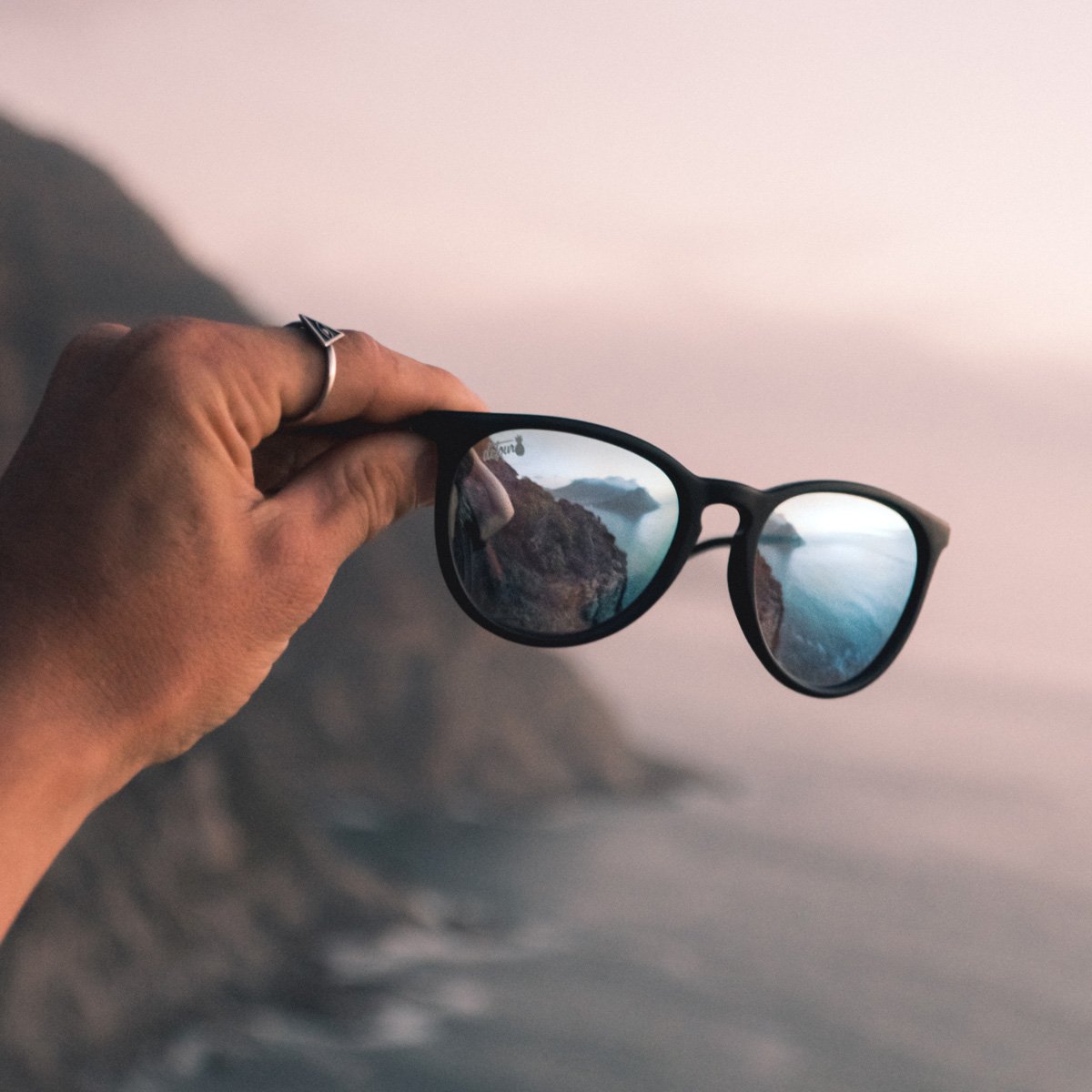 Hurricane - Matte Black - Sky Blue Polarized