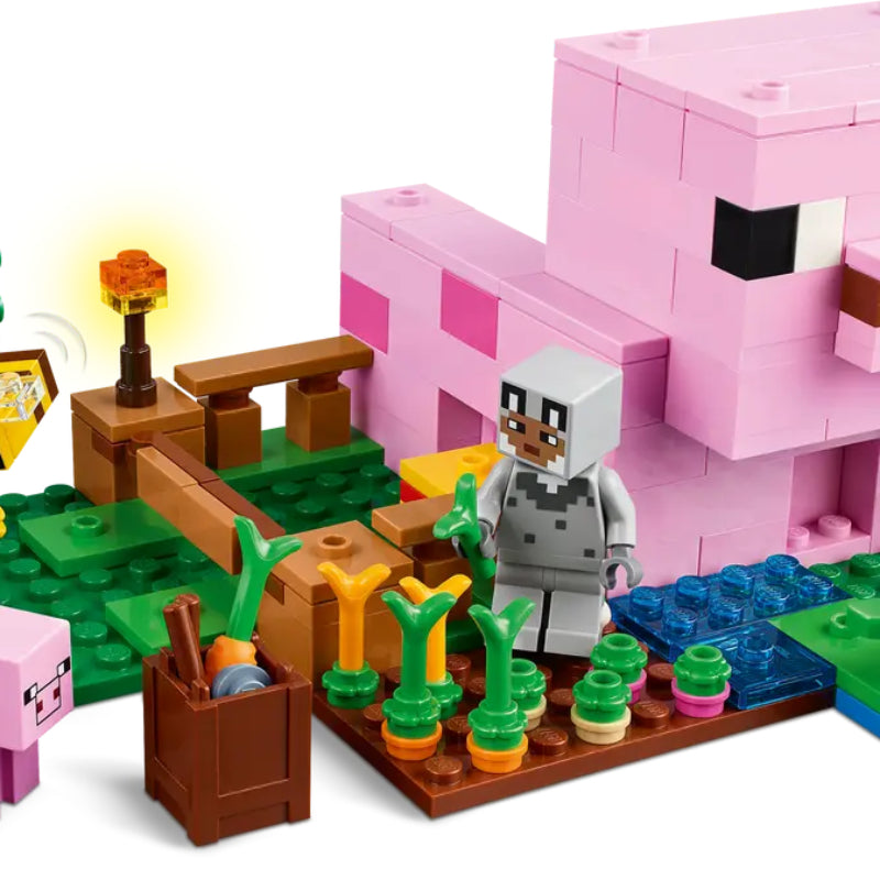 LEGO Minecraft The Baby Pig House Building Toy Set (238-Pieces)