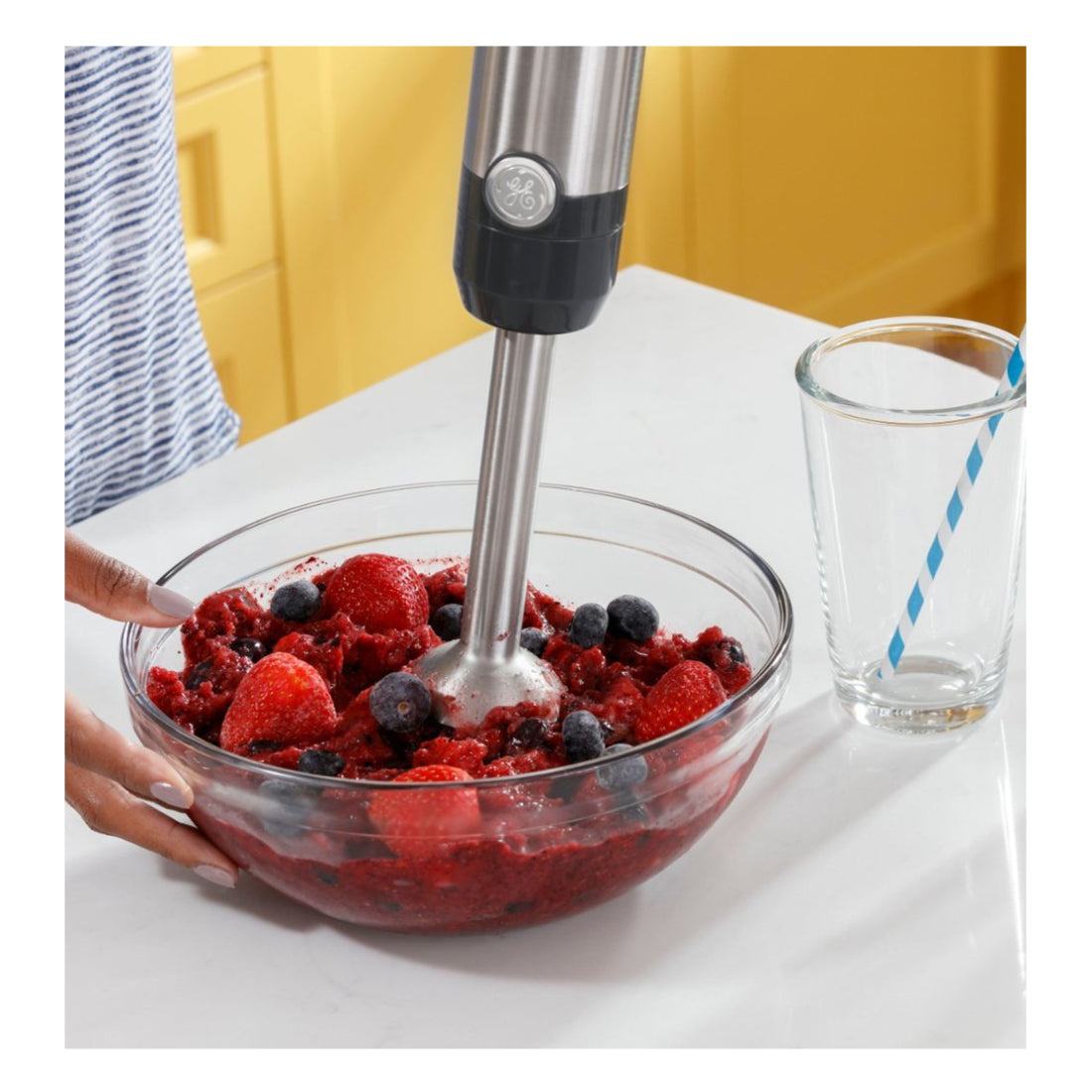 GE G8H1AASSPSS 500 Watt Immersion Handheld Blender (4-Piece) - Stainless Steel