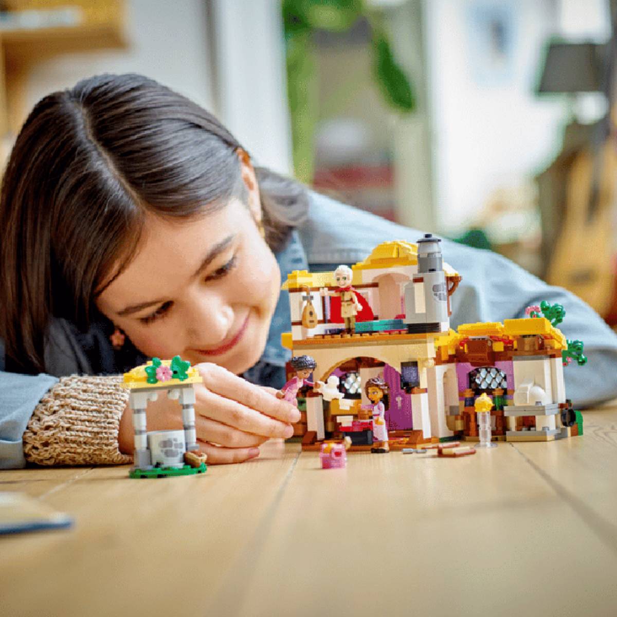 LEGO Disney Princess Asha Cottage Building Toy Set (509-Pieces)