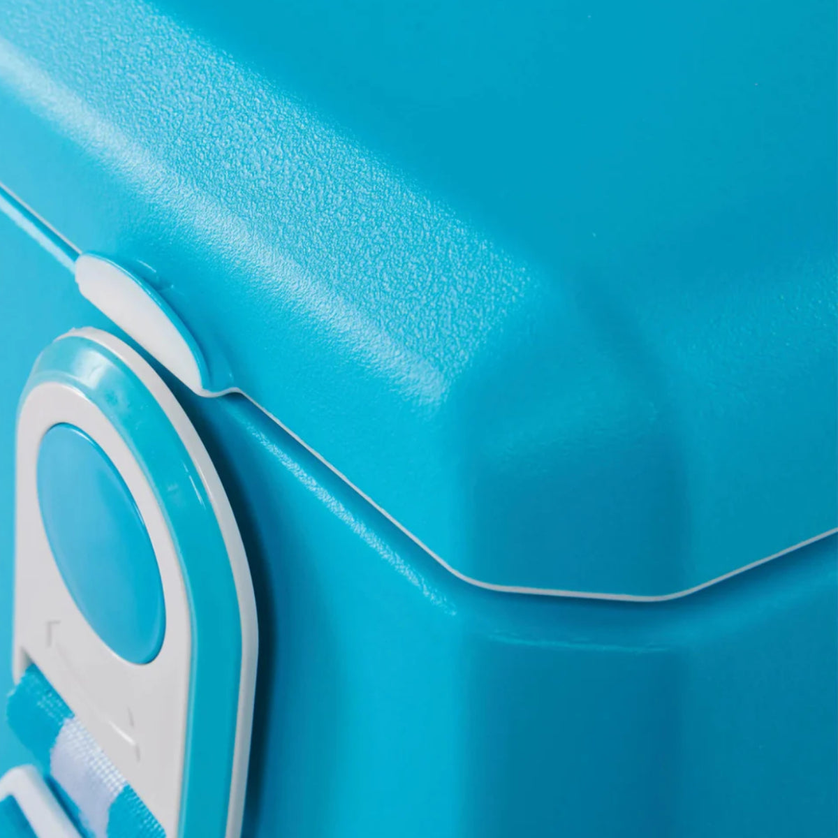 Igloo 11 qt Tag-A-Long Too Hardsided Strapped Cooler - Blue