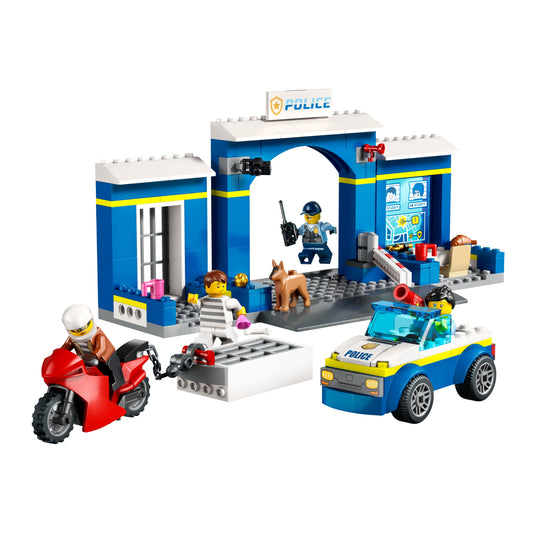 LEGO City Police Station Chase Building Toy Set (172-Pieces)
