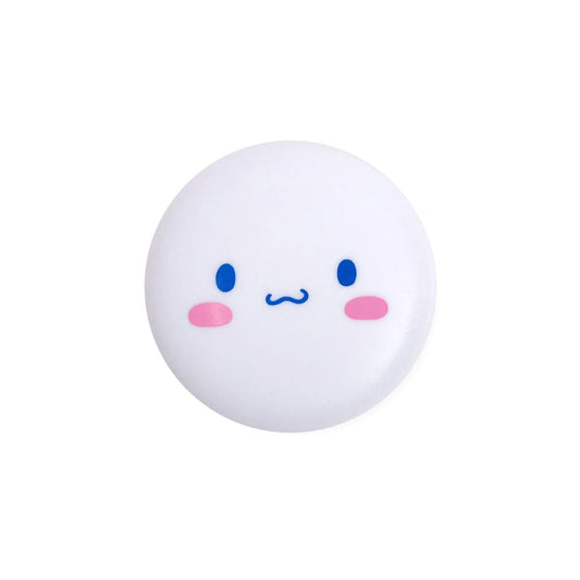 Bálsamo labial Cinnamoroll Macaron de The Crème Shop, 0,26 oz, rollo de canela