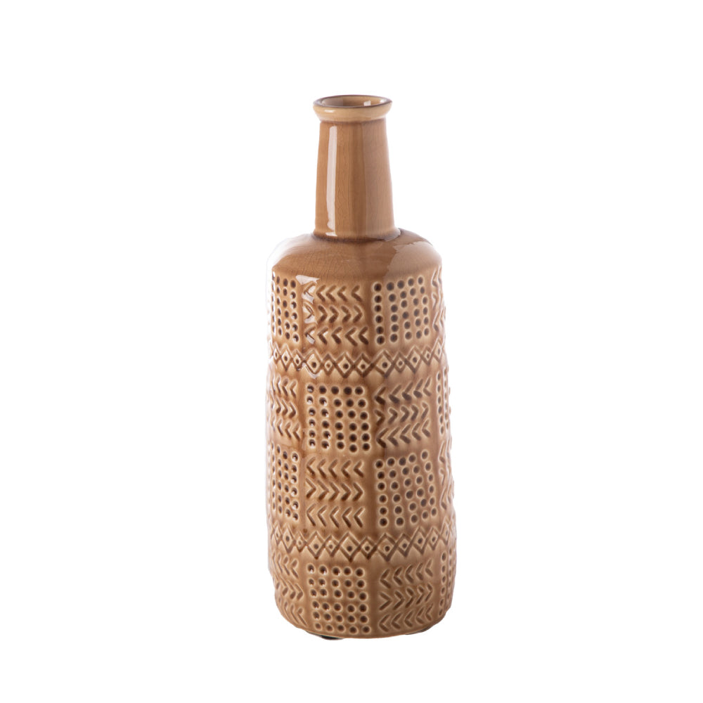 Jarrón de cerámica redondo de 13" con cuello largo y diseño tribal en capas de la colección Urban Trends - Marrón