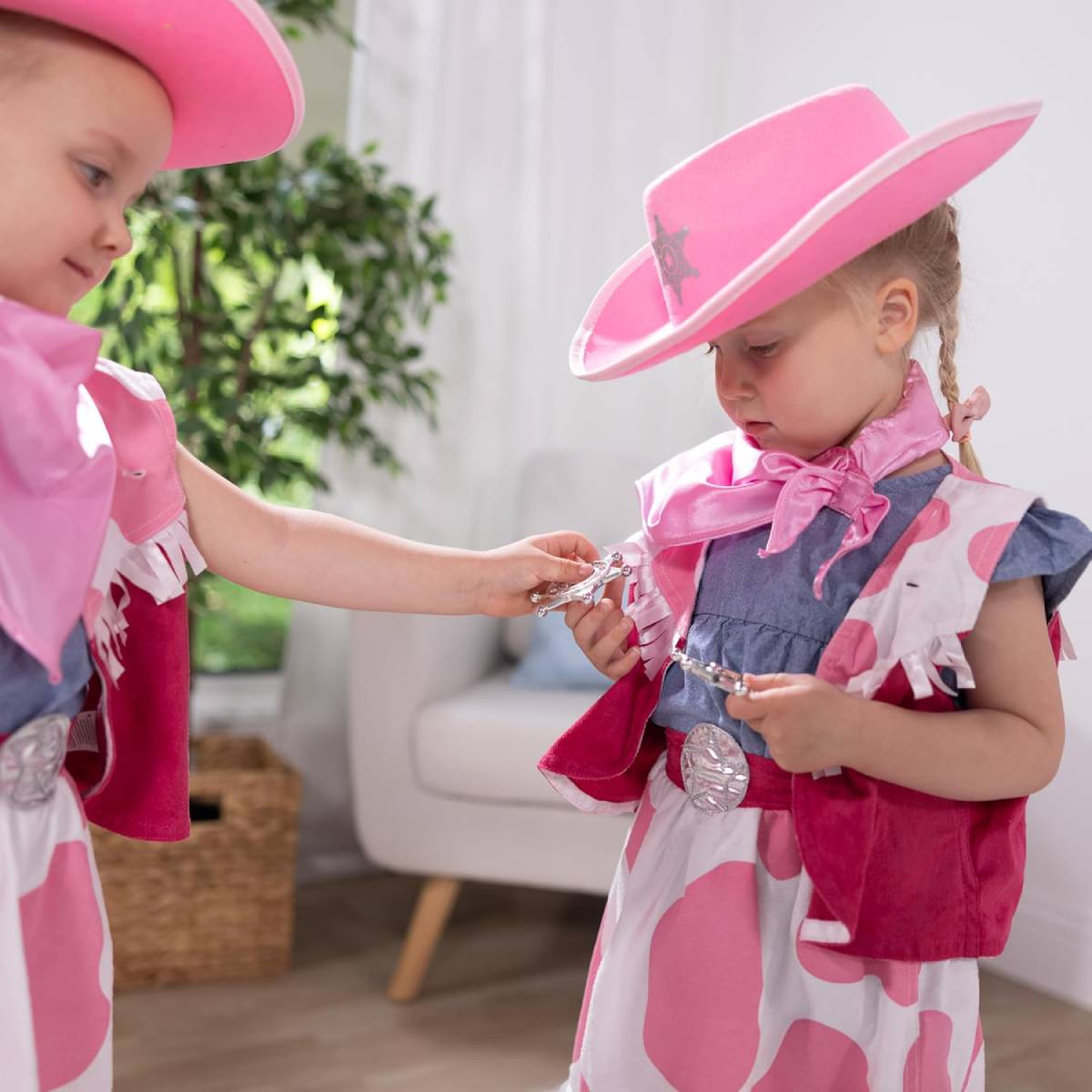 Melissa and Doug Cowgirl Role Play Costume (5Piece) - Set