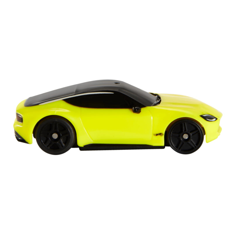 Hot Wheels 1:64 Scale Nissan Z Radio-Controlled Vehicle