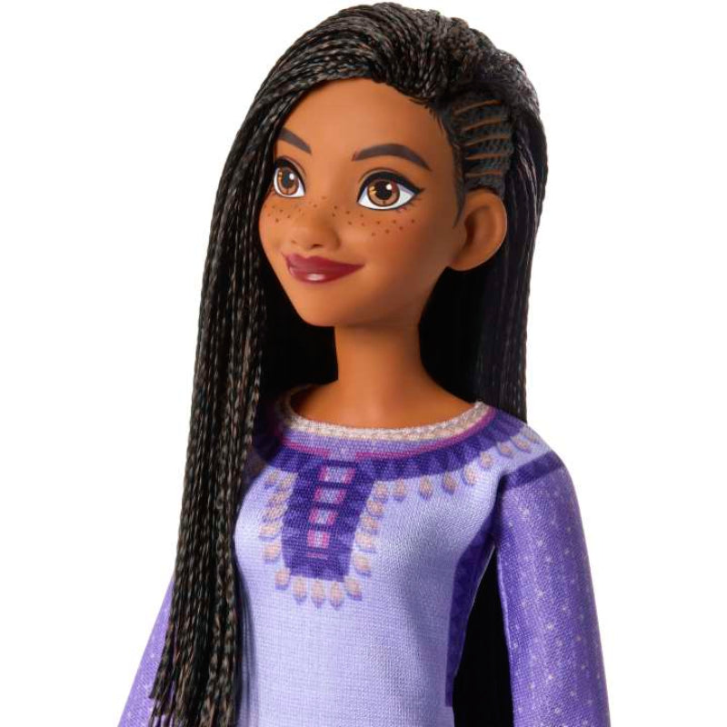 Muñeca articulada de moda con cabello natural Asha de Rosas de Disney Wish