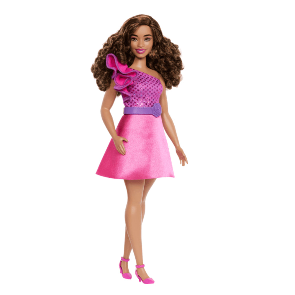 Muñeca Barbie Fashionistas con curvas y cabello castaño y vestido rosa brillante