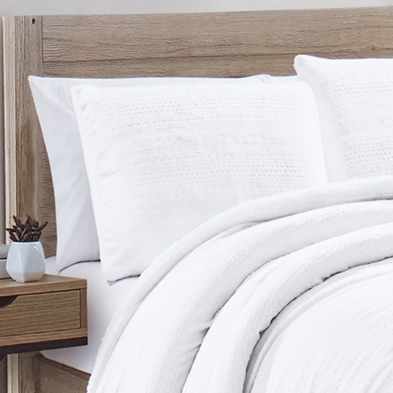 Compass Full/Queen Size 3-Piece Reversible Comforter Set - White