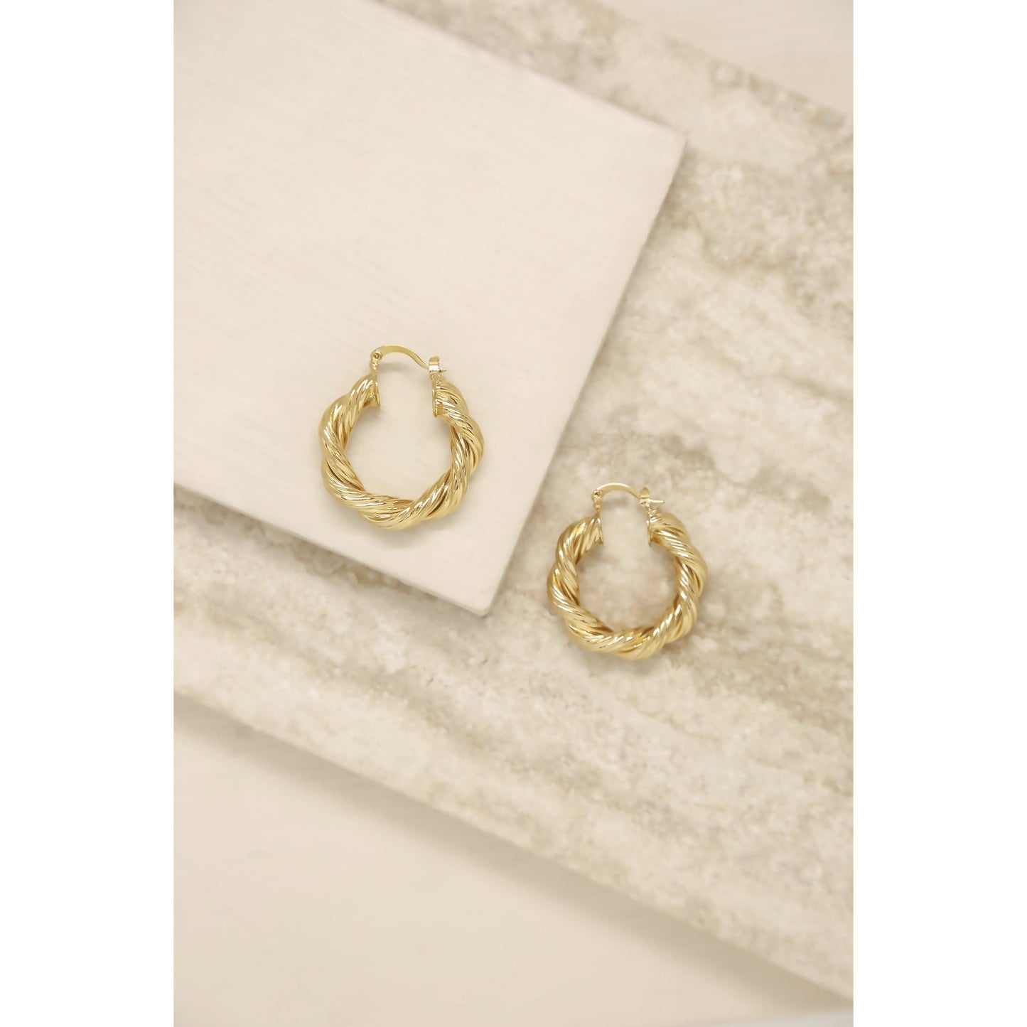 Ettika Women's Modern Day 18k Gold Plated Twist Hoop Earrings