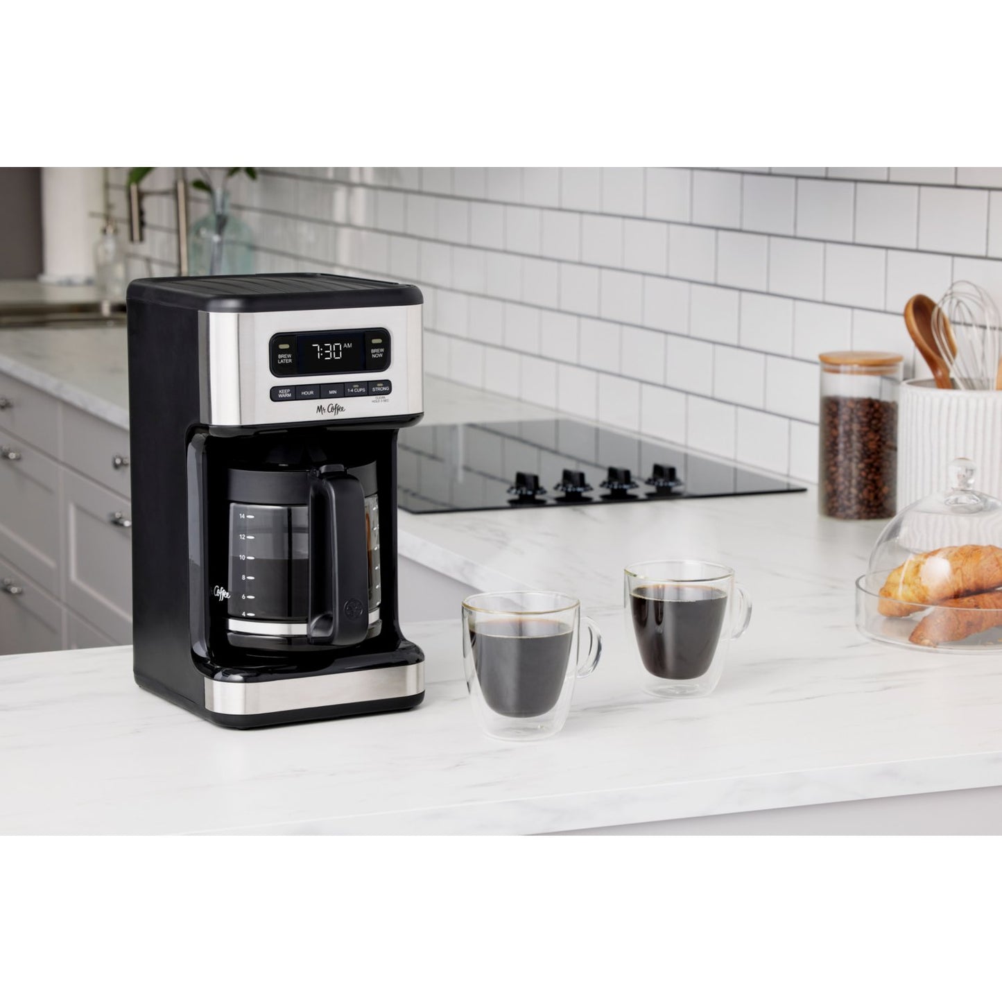 Cafetera programable Mr. Coffee 2182347 de 14 tazas - Acero inoxidable claro y color negro