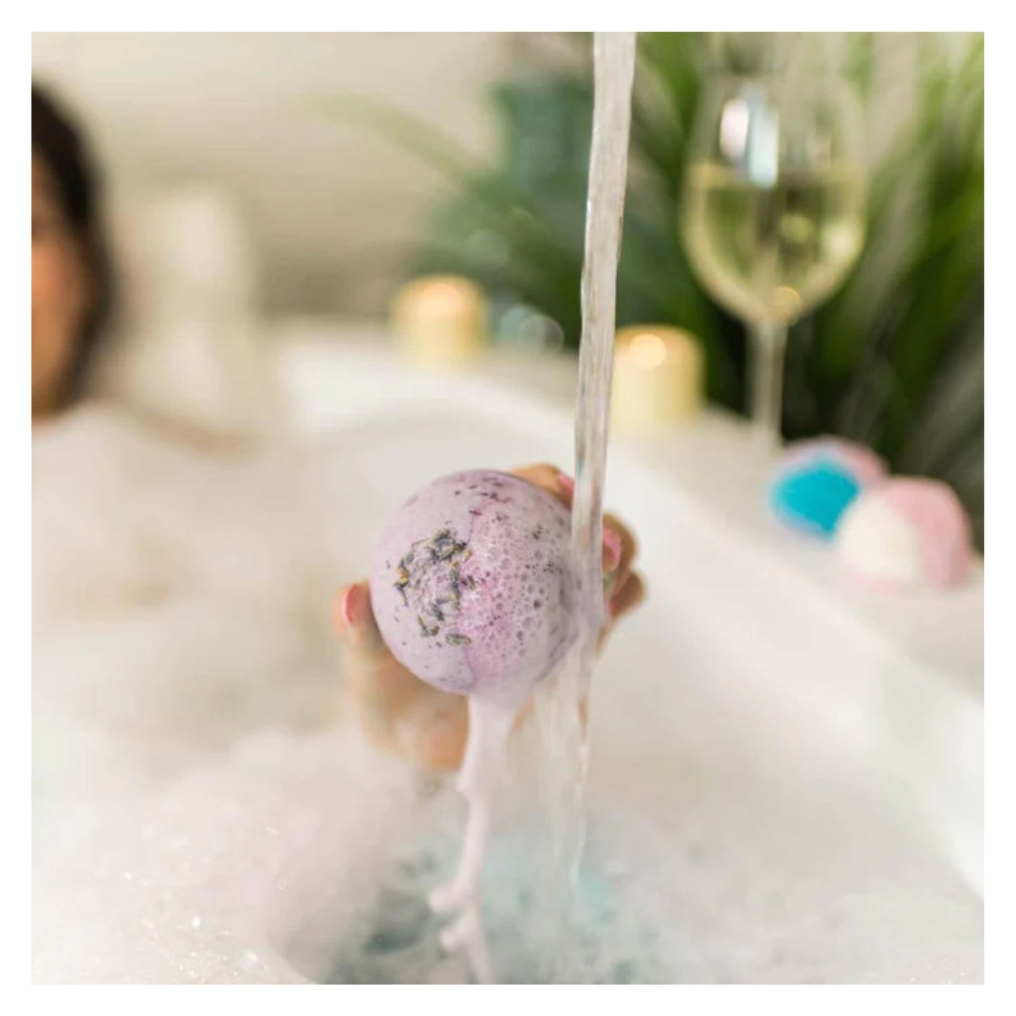 Bombas de baño redondas efervescentes relajantes Nectar Bath Treats - Flor de lavanda