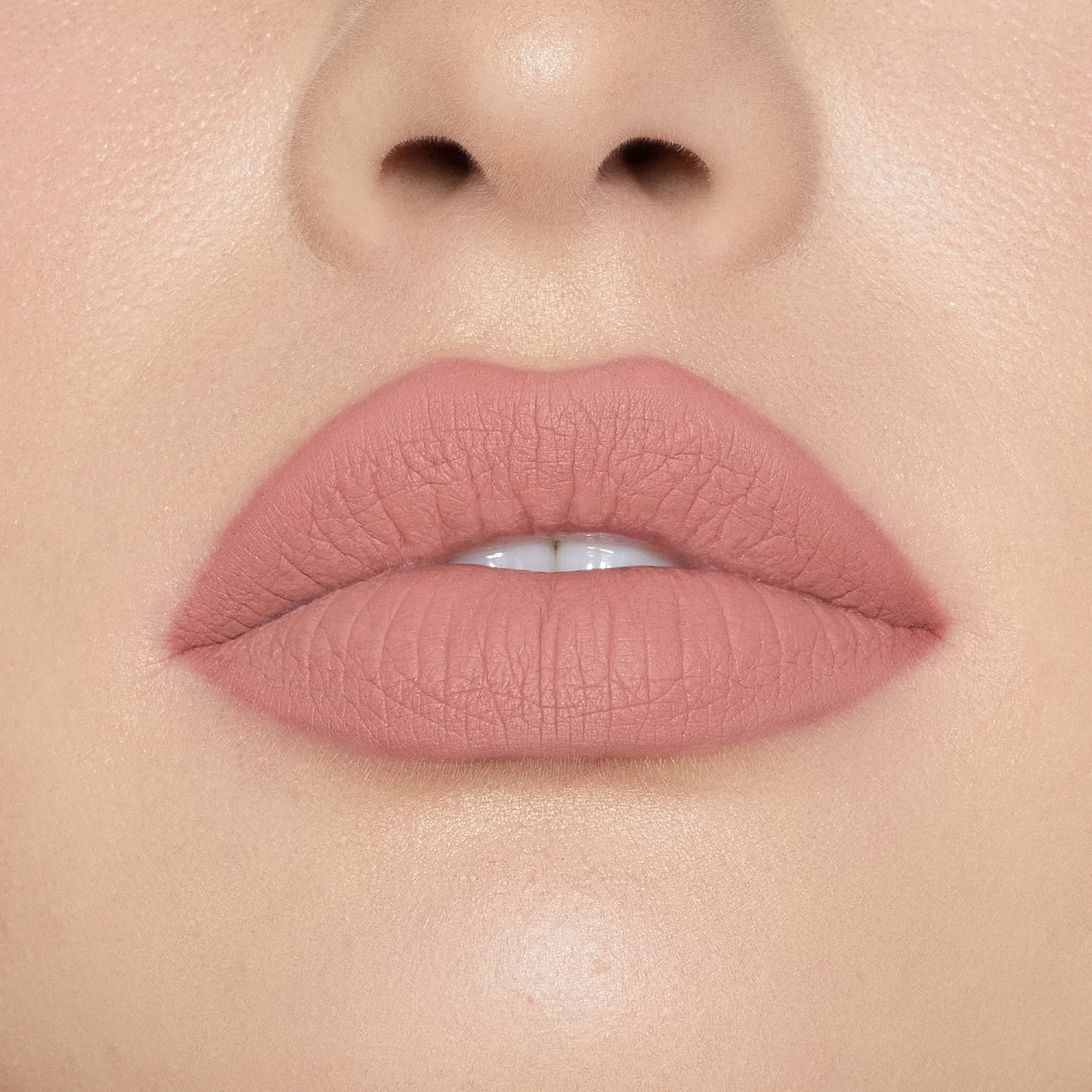 Lápiz labial líquido mate 802 Candy K de Kylie Cosmetics de 0,10 oz., resistente al agua