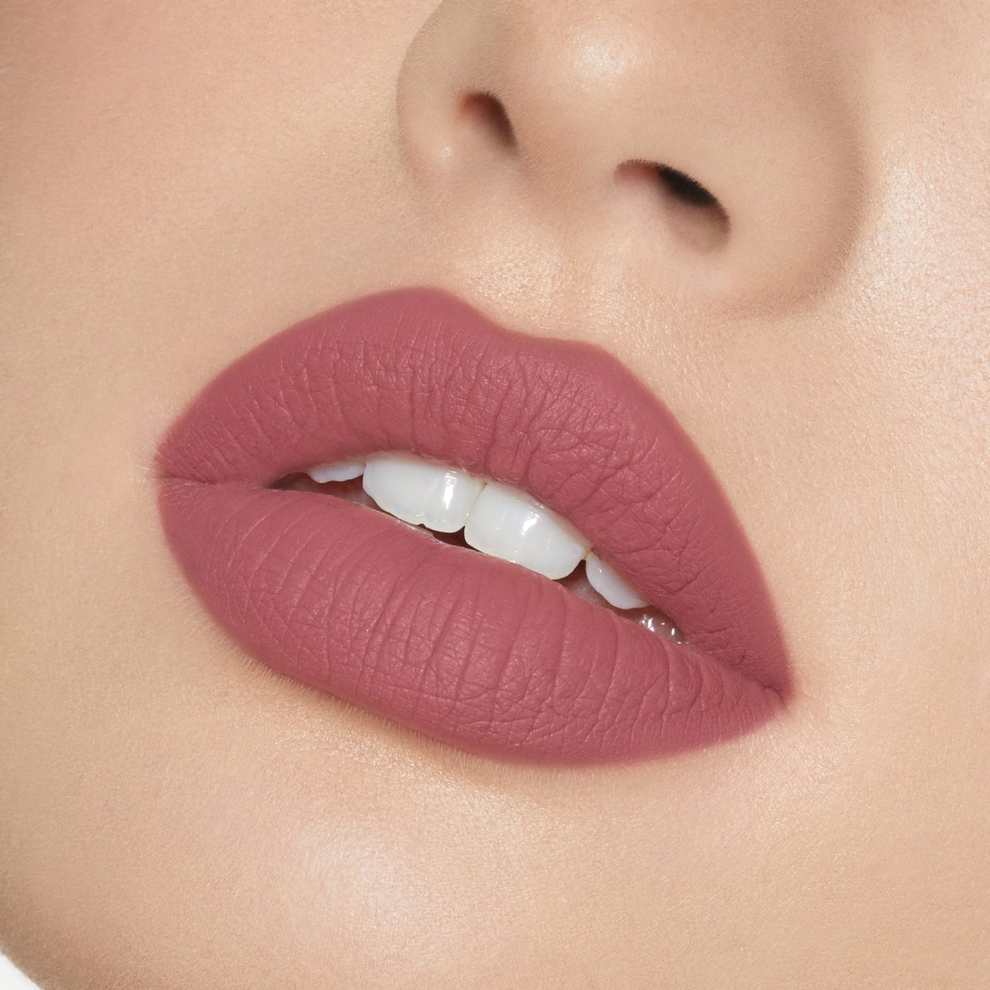 Lápiz labial líquido mate 100 Posie K de Kylie Cosmetics de 0,10 oz. - Resistente al agua