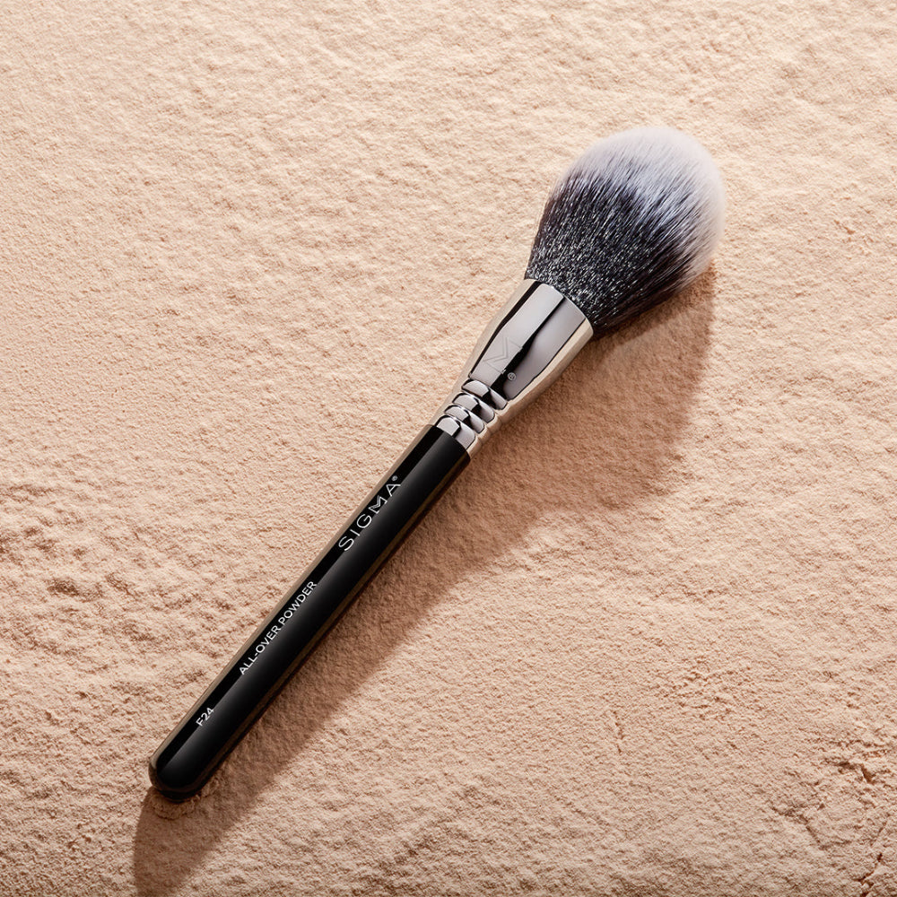 Sigma Beauty F24 All-Over Powder Brush