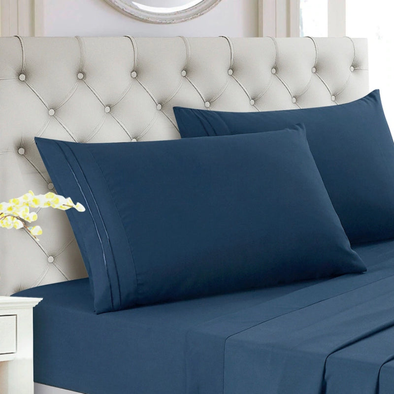 Esca JCrown Queen Size 4-Piece Comforter Set - Navy