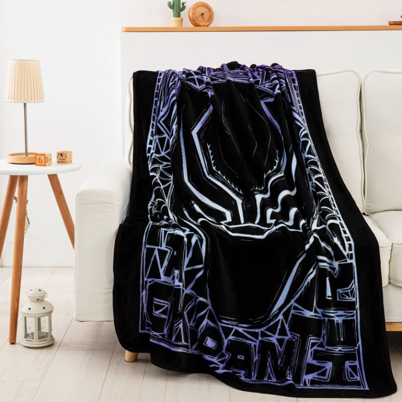 Marvel Black Panther Stare Silk Touch Throw