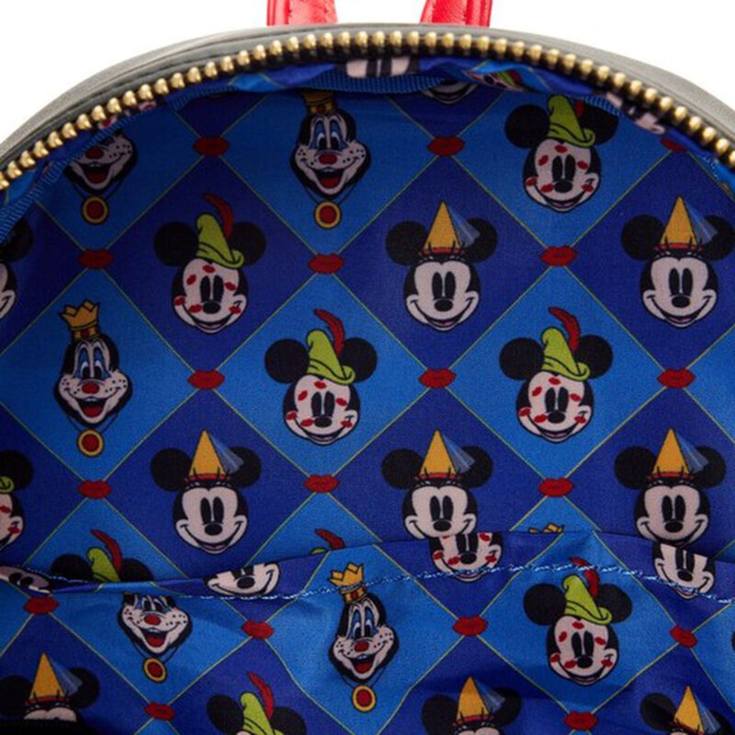 Mochila pequeña de Disney de 10,5" con diseño de Minnie Mouse para cosplay de Brave Little Tailor de Loungefly