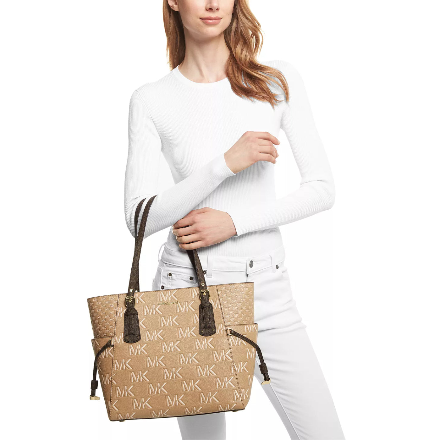 Bolso tote grande East West con logotipo Voyager de Michael Kors, color camello