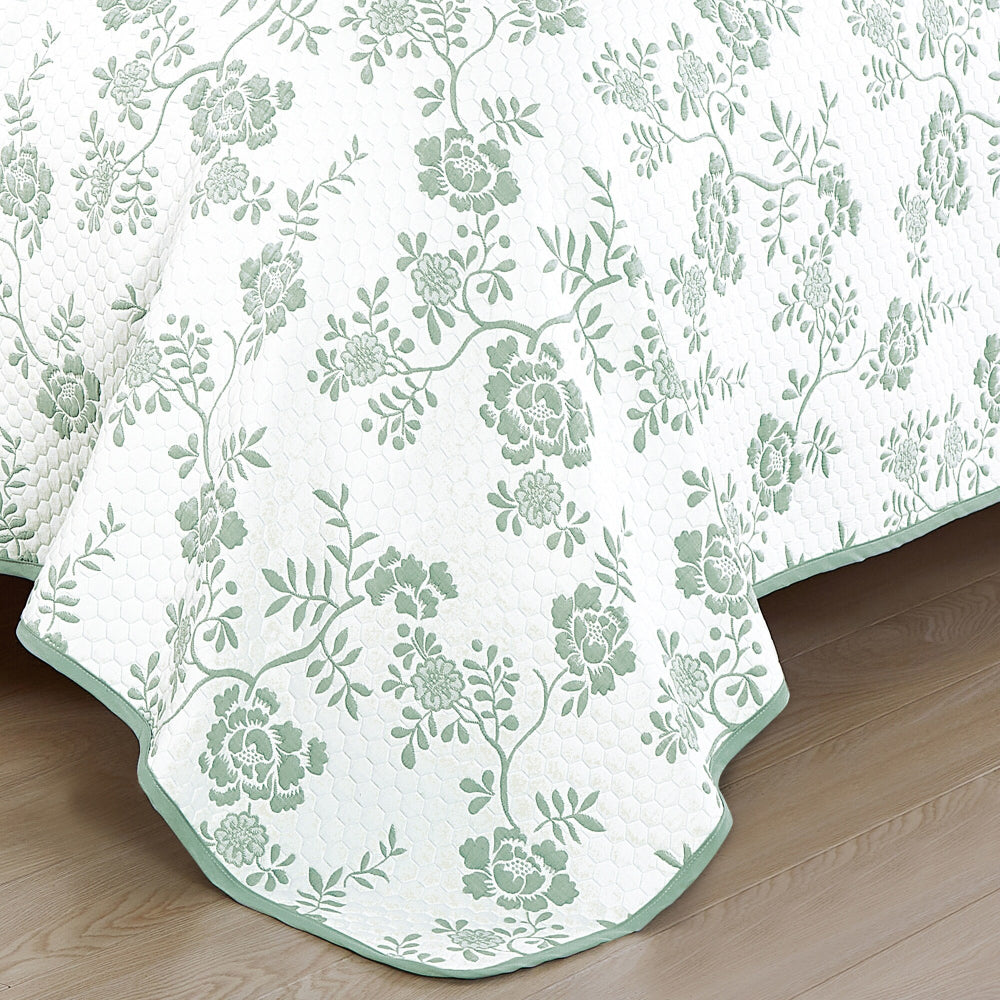 Elight Home Ratna Queen Size (3-Piece) Comforter Set - White/Green