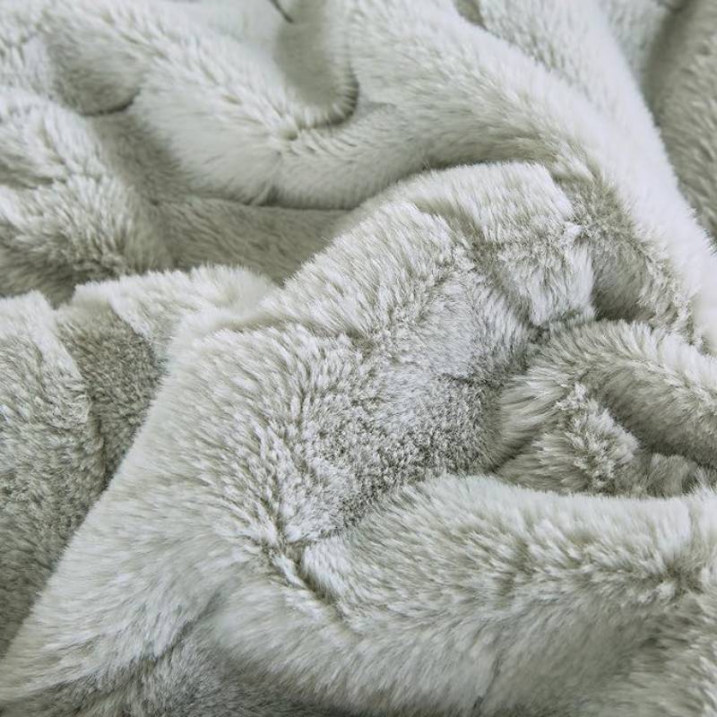 Esca Ansa Luxury Comforter Set (4-Piece)