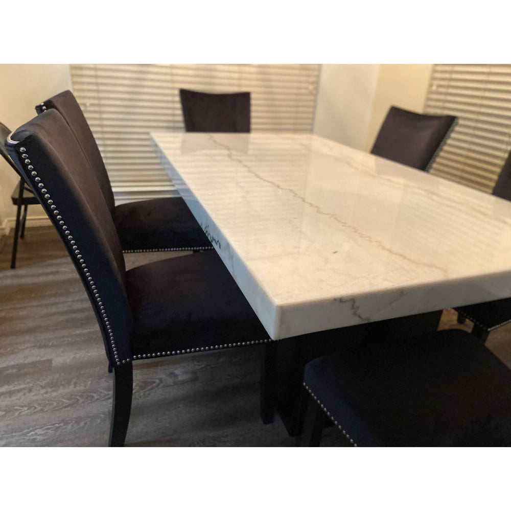 Juego de comedor de 7 piezas con mesa de mármol auténtico y sillas de terciopelo de Best Home - Negro