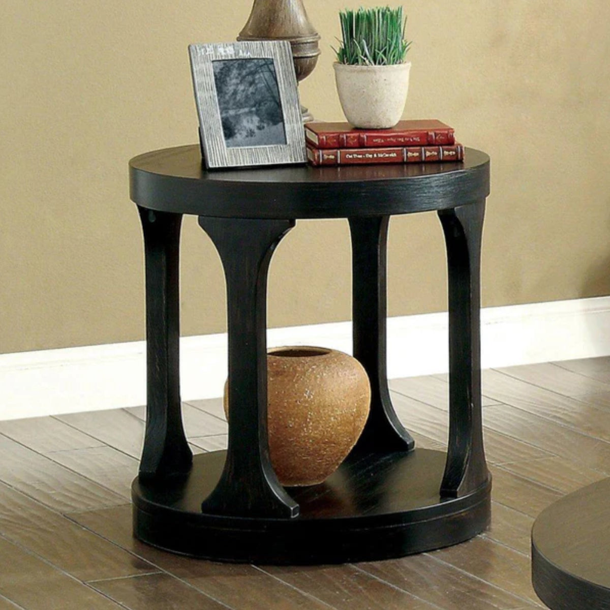Carrie 23.5" End Table with Open Shelf by Furniture of America - Black