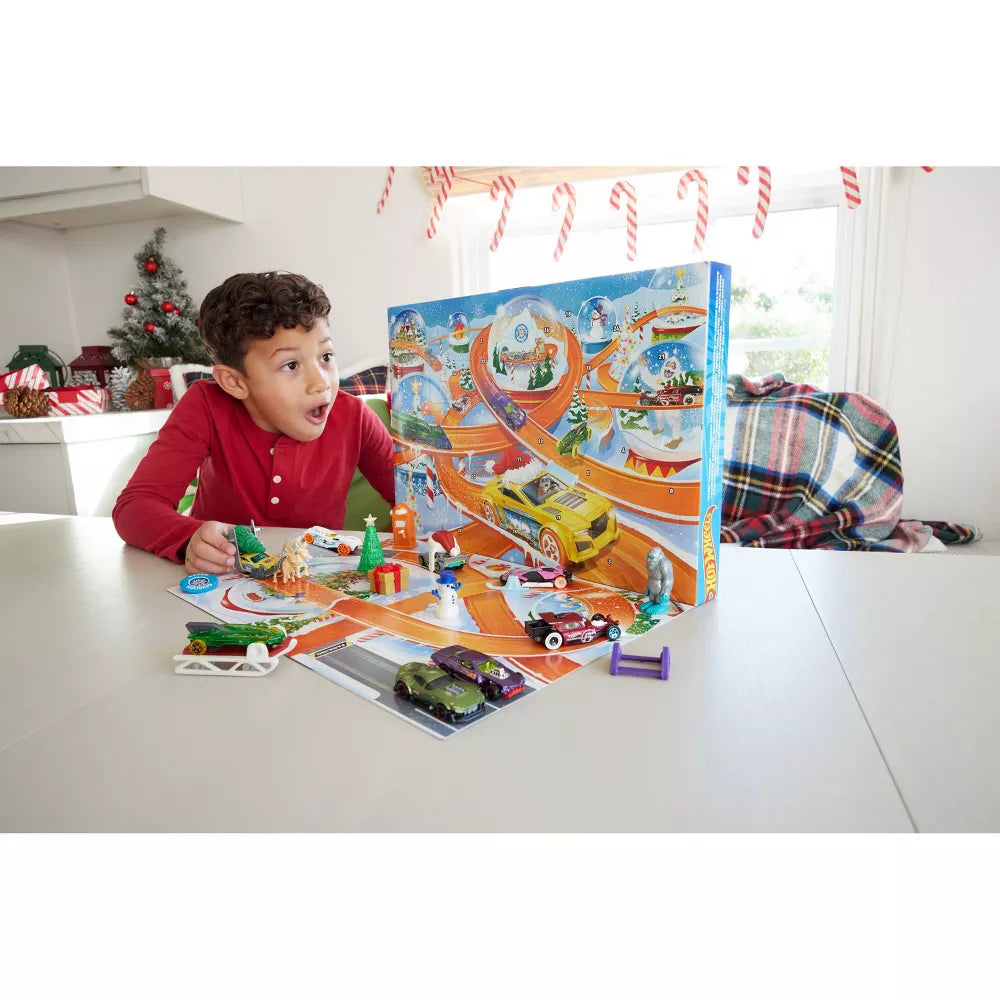 Hot Wheels Advent Calendar with 16 Accessories