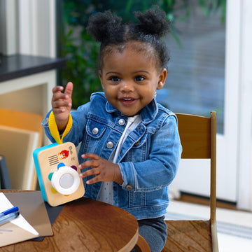 Baby Einstein Chase and Tap Earl Crawling Toy