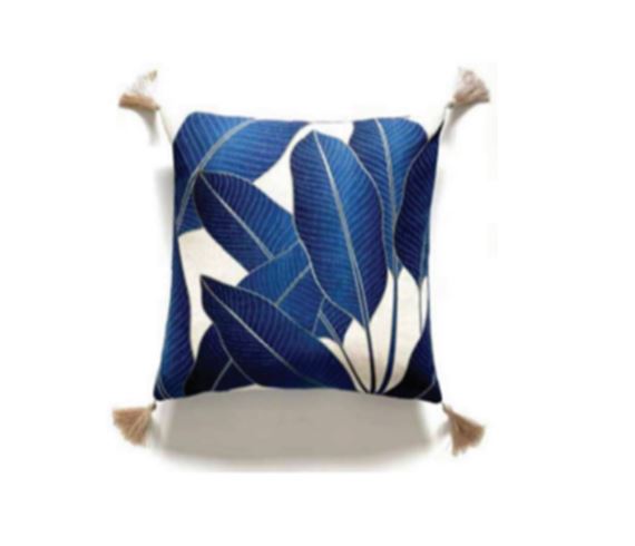 Almohada decorativa de 45 cm con borlas y cierre de cremallera Island Paradise de Evolved Home, azul y beige