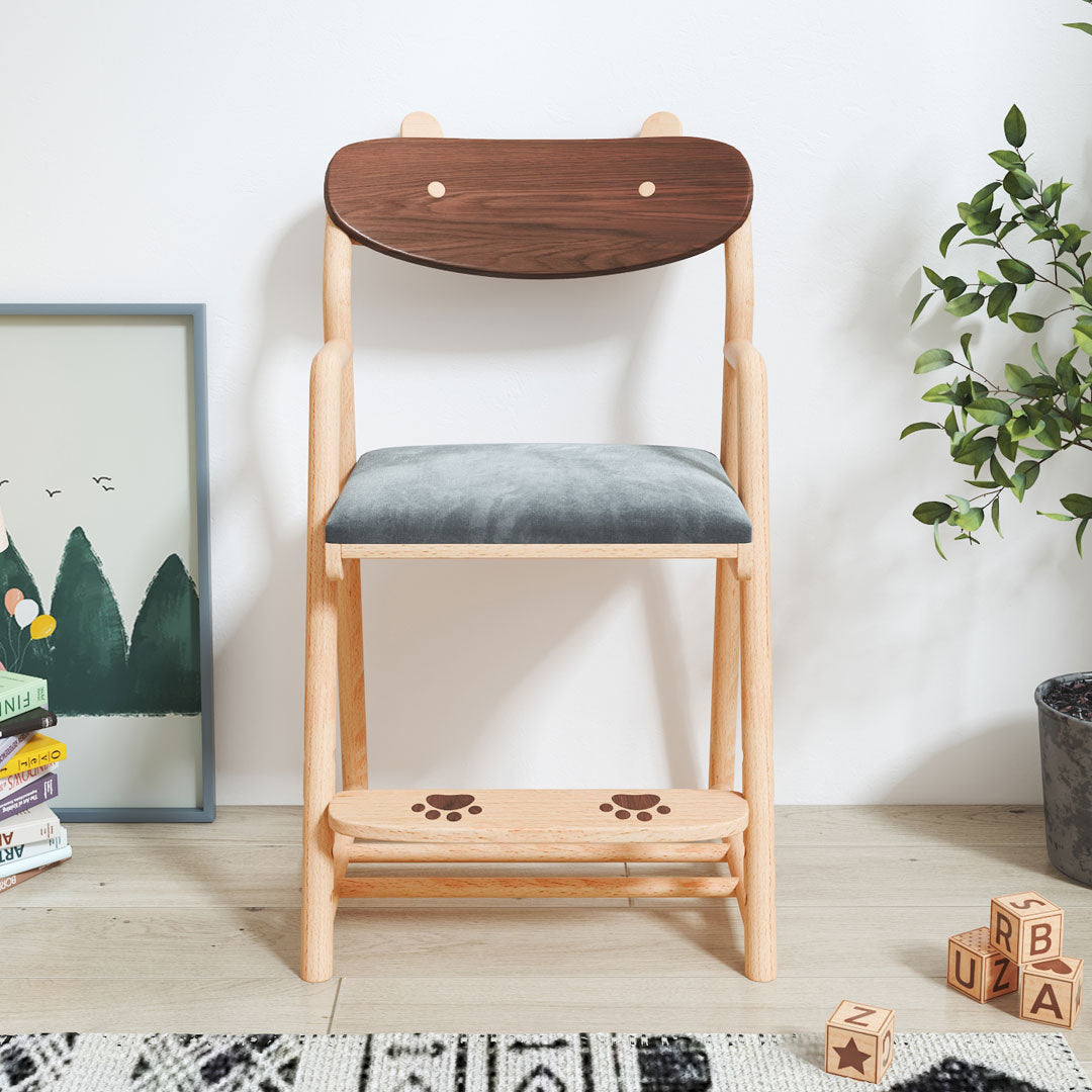 Cartoon Desk and Chair by Best Home