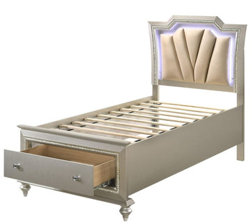 Kaitlyn twin Bed