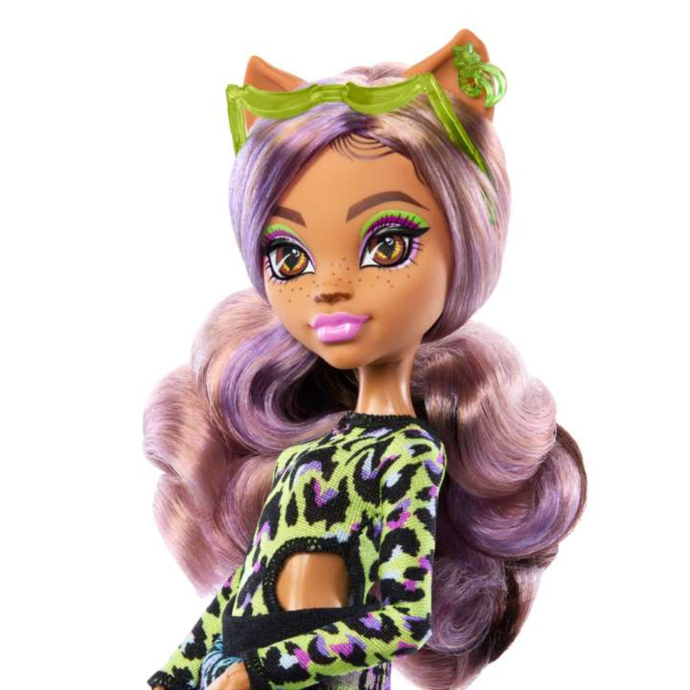 Monster High Scare-Adise Island Clawdeen Wolf Fashion Doll with Swimsuit and Accessories