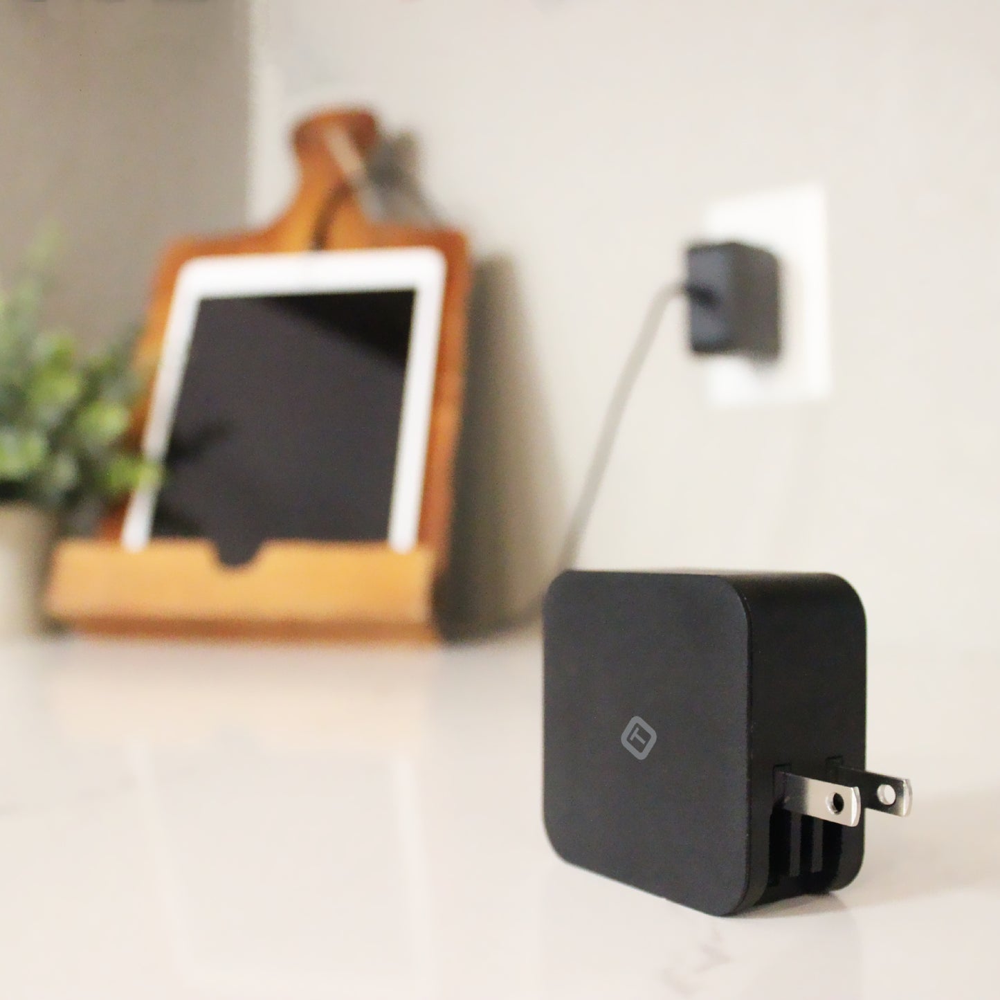 Tekya 45W Power Delivery USB-C Wall Charger Head - Black