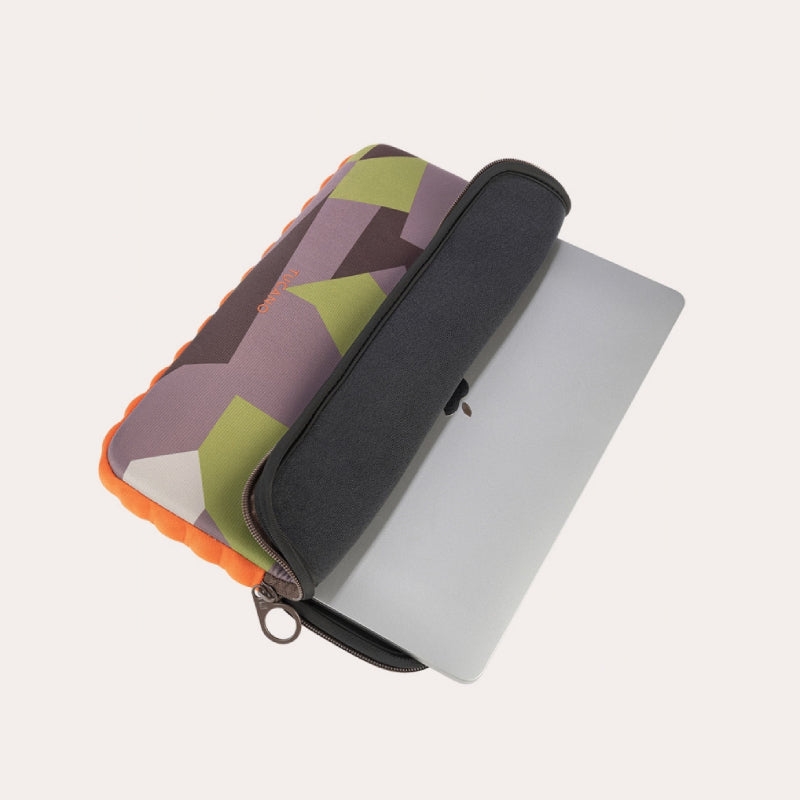 Funda Tucano Offroad para portátiles de 13'' y 14'' - Verde militar