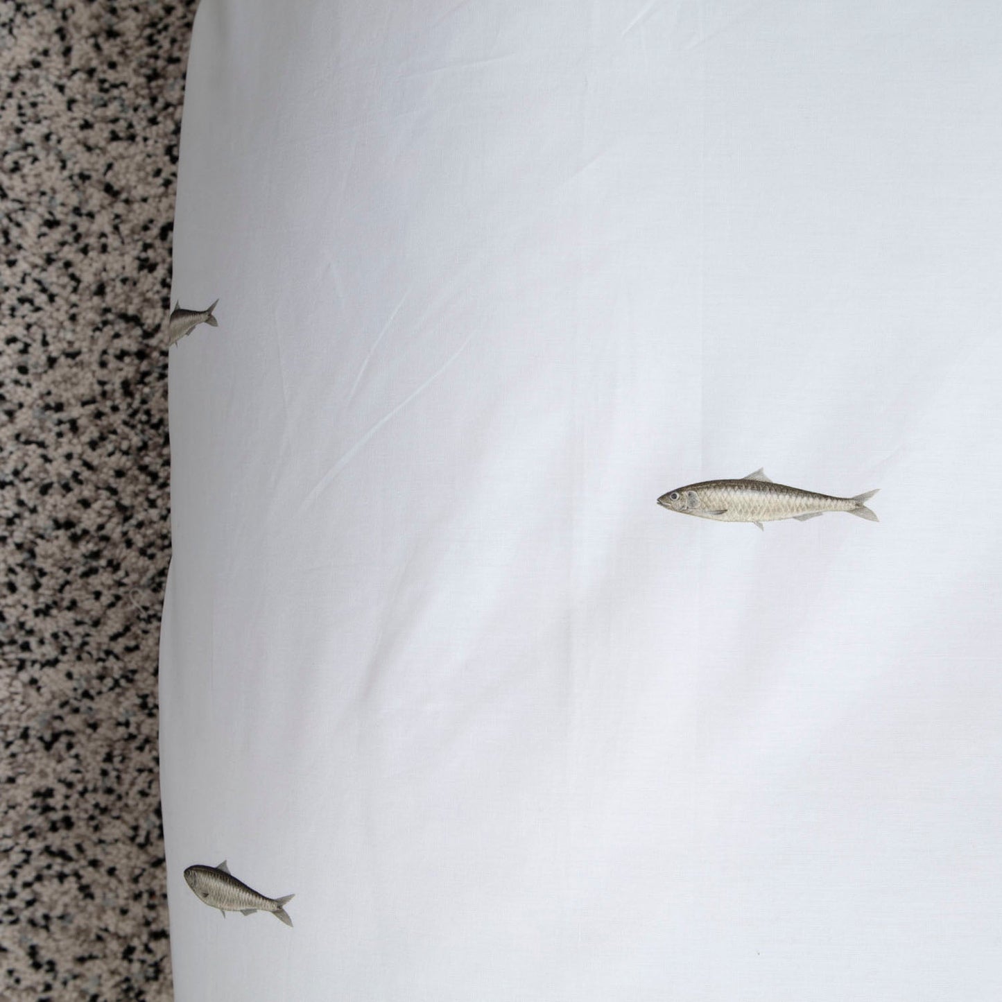 Snurk Twin Size 2-Piece Arctic Friends Duvet Cover Set - White