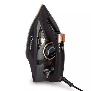 Electrolux LX-1700 Essential Iron with powerful burst of steam - Black