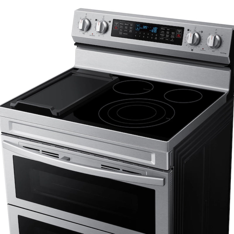 Samsung NE63A6751SS 6.3 cu. ft. Smart Freestanding Electric Range with Flex Duo - Silver