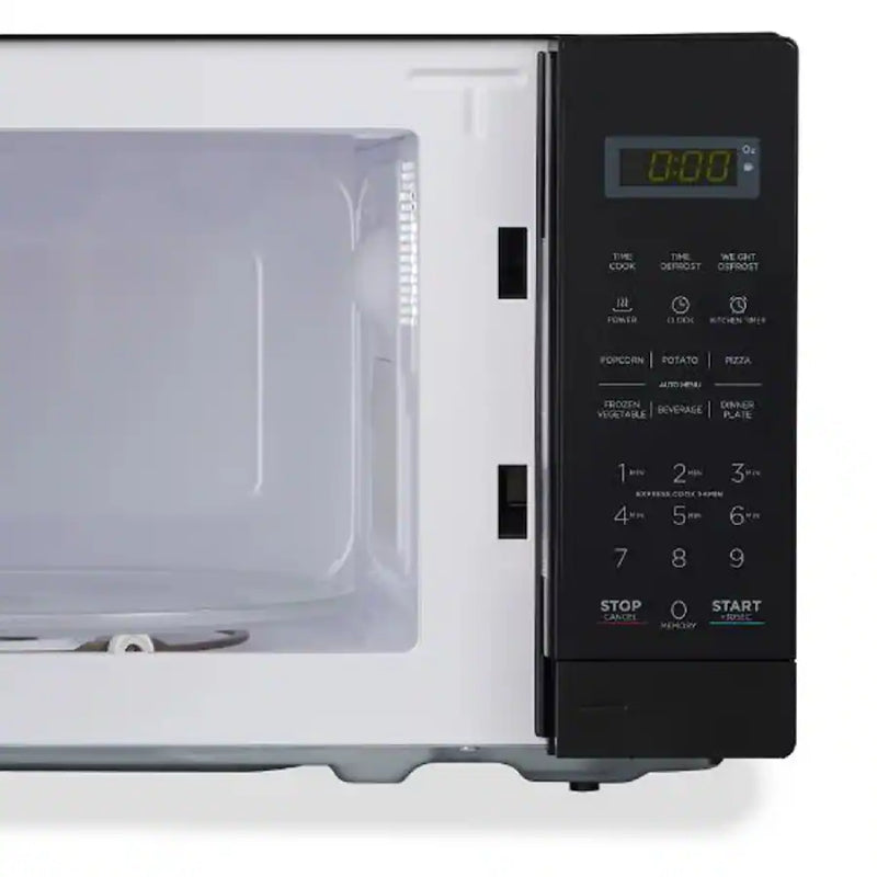 Black+Decker 0.7 cu.ft LED Digital Microwave Oven with Child Safety Lock