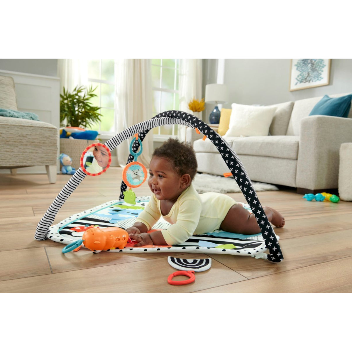 Fisher-Price 3-in-1 Music Glow and Grow Gym Infant Playmat with Lights and Removable Toys