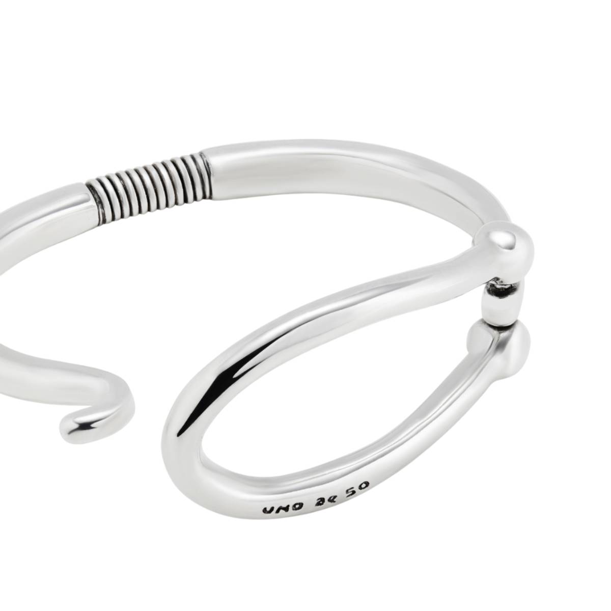 UNOde50 Youthful Unisex Medium Bangle Bracelet in Metal