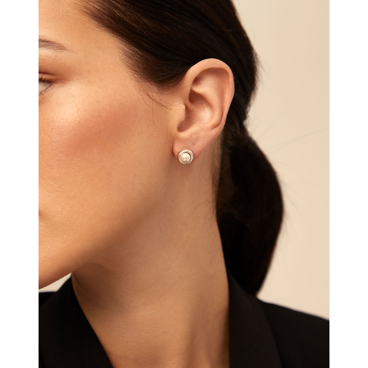 UNOde50 Women's Ego White Crystal Pearl Stud Earrings in Sterling Silver-Plating over Metal