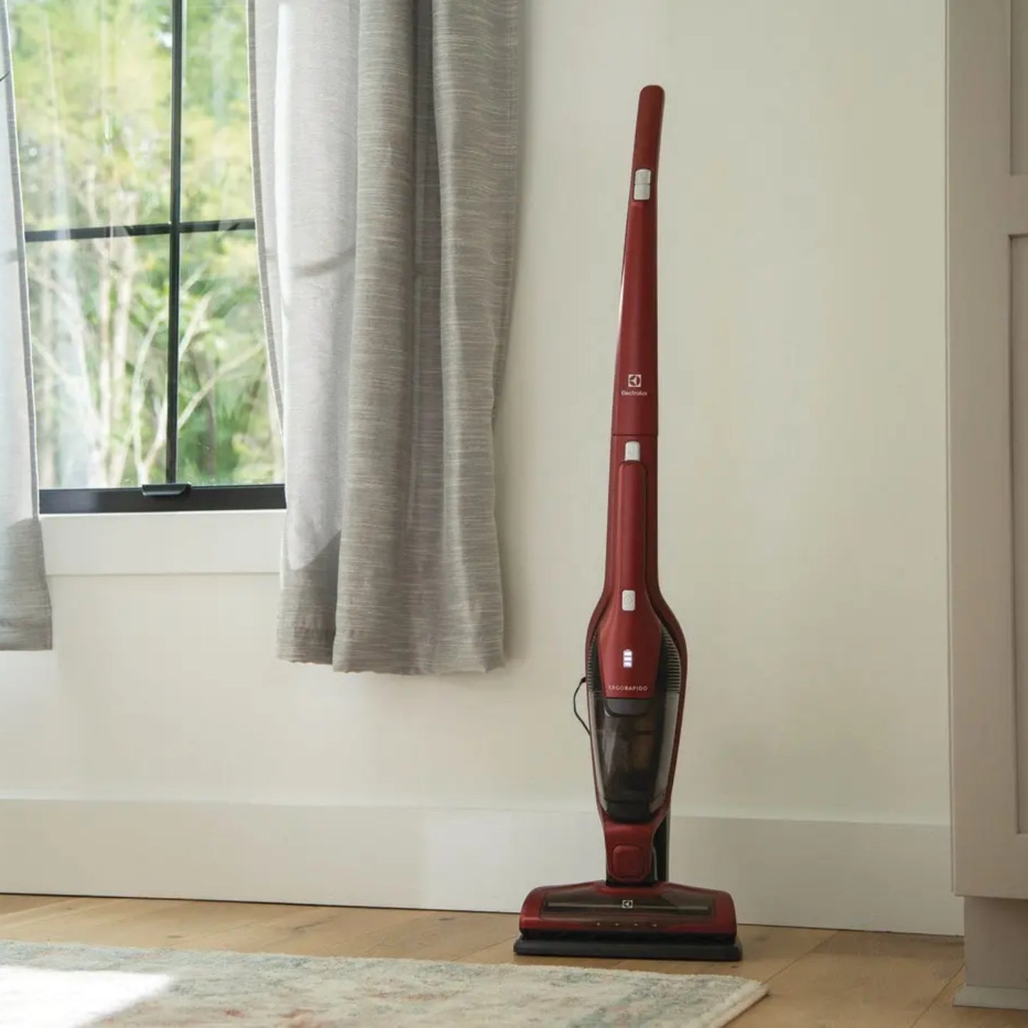 Electrolux EHVS3510AR Ergorapido Pet Cordless 2-in-1 Stick Vacuum - Chilli Red