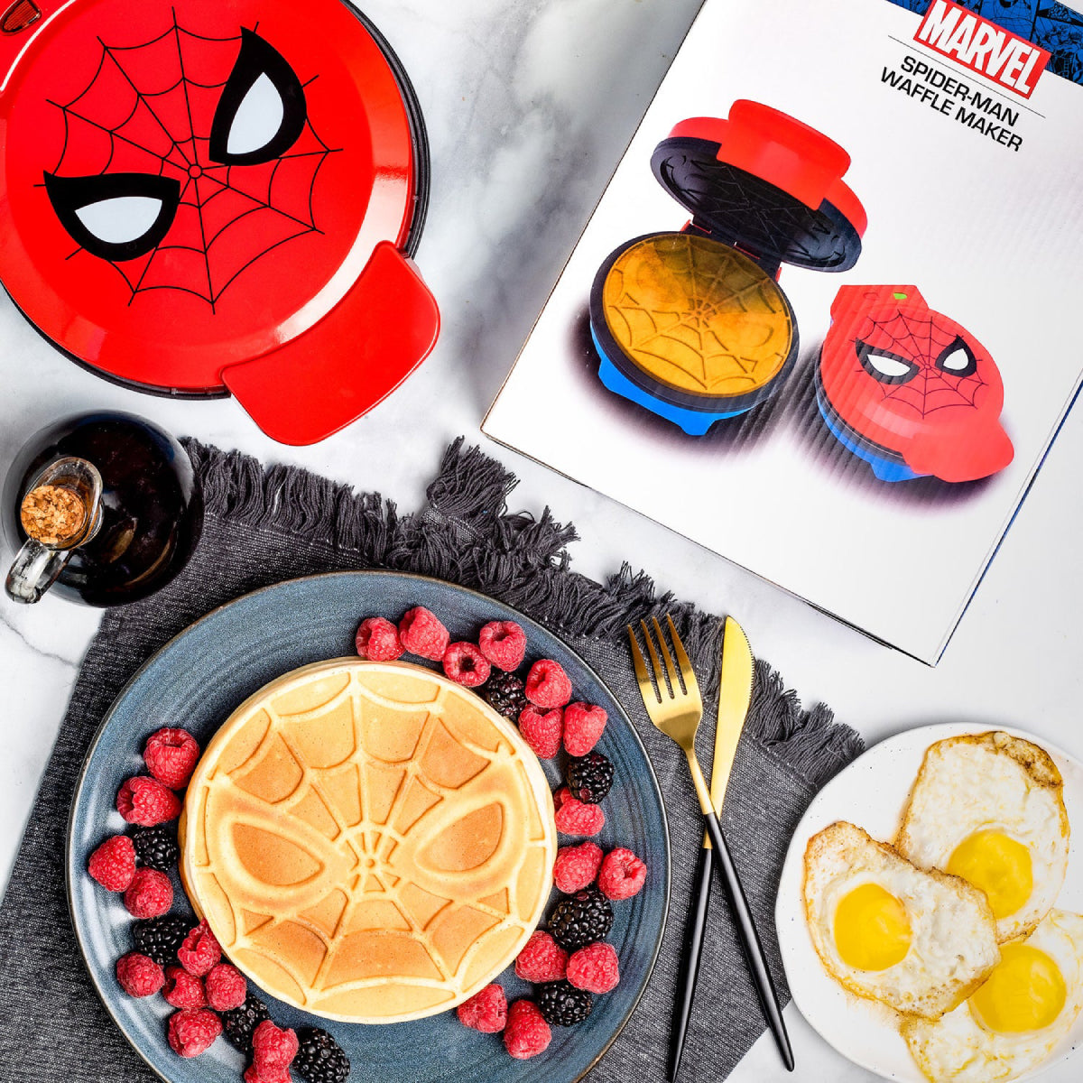 Máquina para hacer waffles con el personaje de Spider-Man de Marvel WM/MVC/SMC