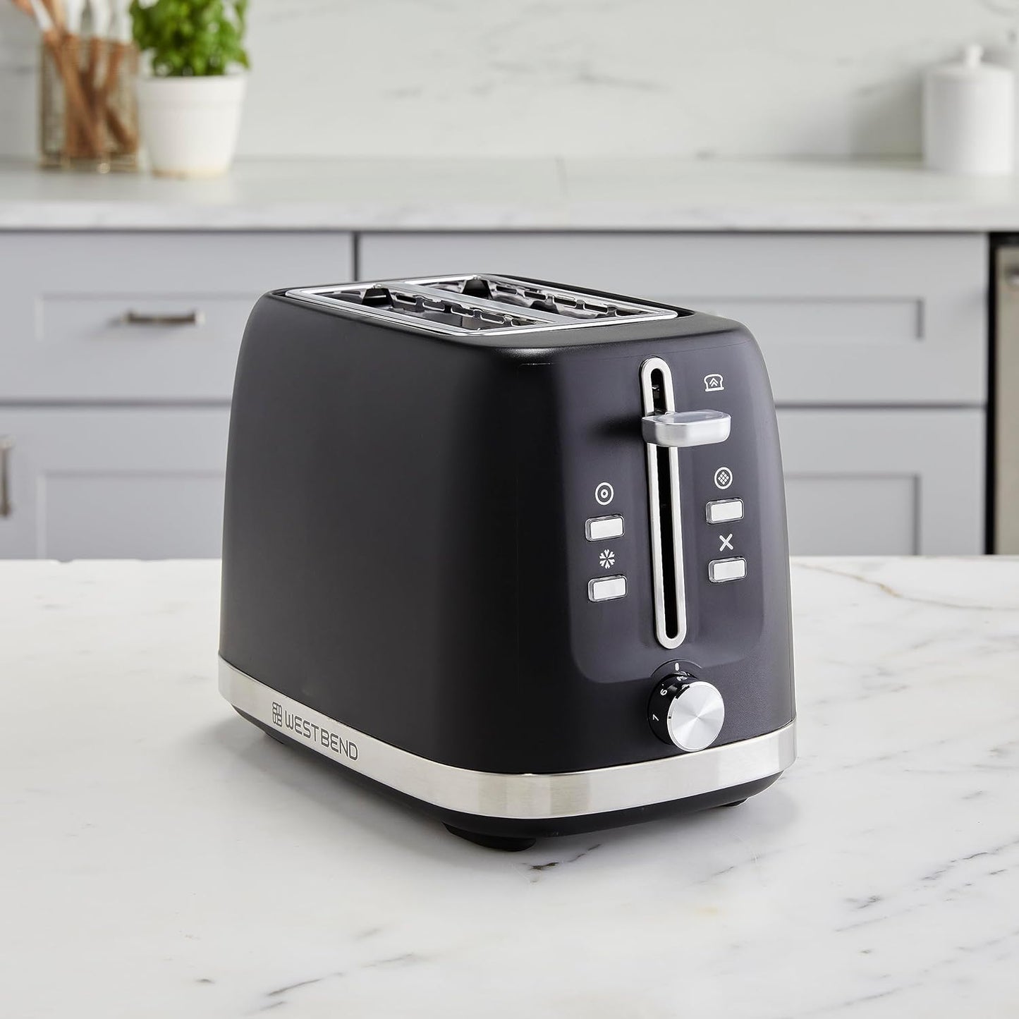 West Bend 2-Slice Toaster with Extra-Wide and Deep Slots - Black