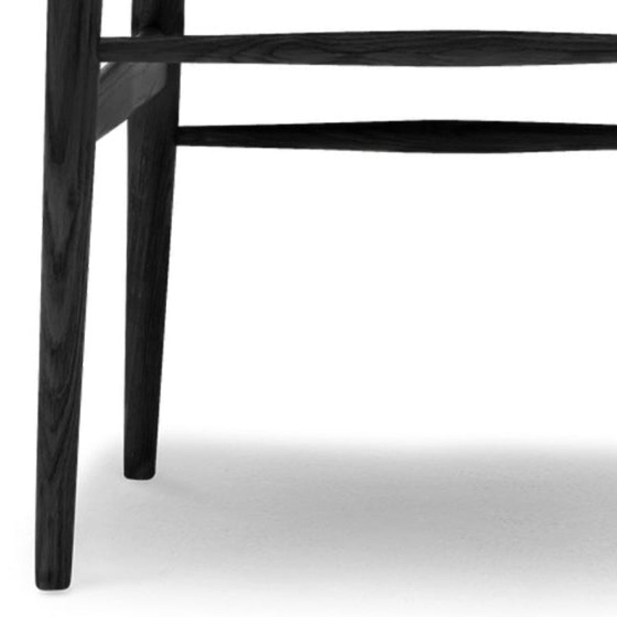 Silla de comedor clásica Wishbone de 31" de Primitive Collections (juego de 2) - Negro