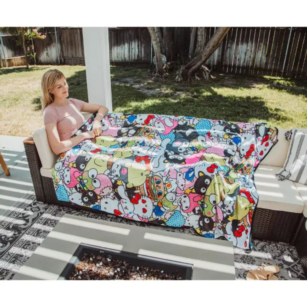 Sanrio Hello Kitty And Friends 54" x 72" Fleece Throw Blanket