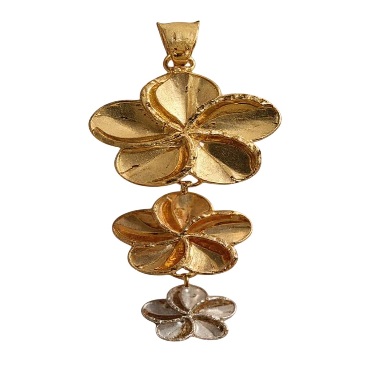14K Tri-Color Gold Hawai Flower Pendant