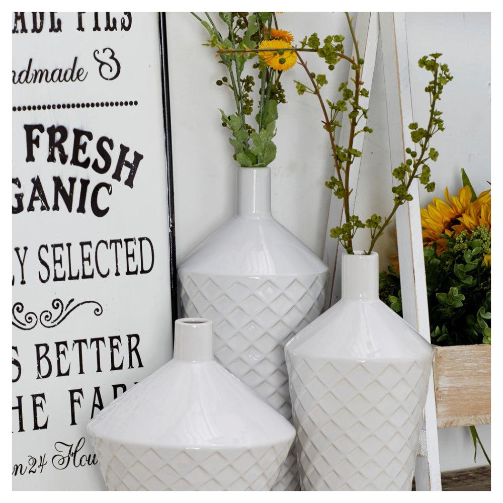 UMA Enterprises Modern Porcelain Decorative Vase (Set of 3) - White
