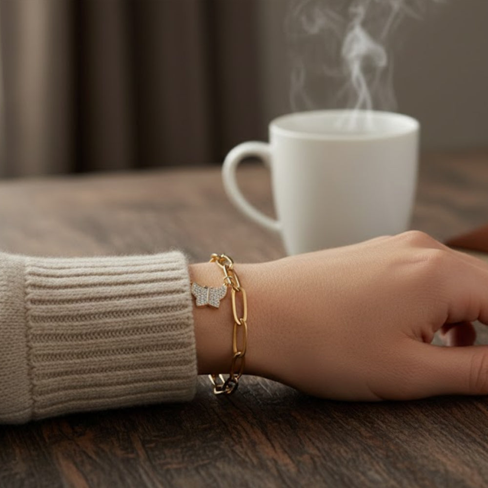 14K Women's Paperclip Butterfly Charm Bracelet in 10K Yellow Gold